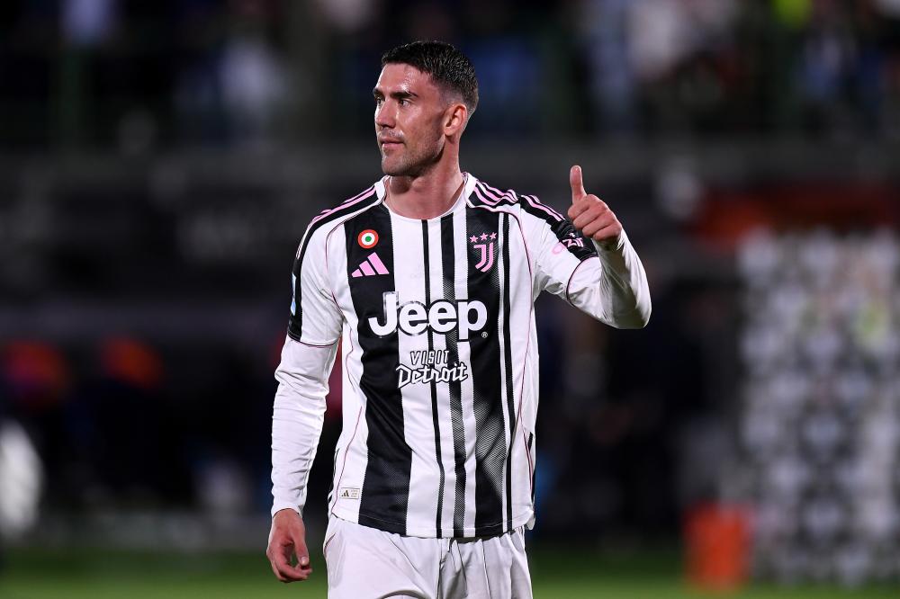 CBA俱乐部杯-上海首战39分大胜四川 山西山东开门红