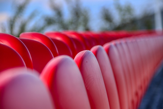 曼晚：瓜迪奥拉今夏在曼城训练中话不多，助教扮演更重要作用